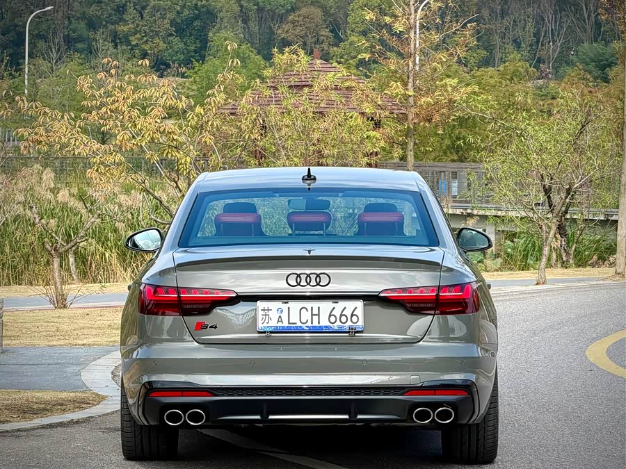 Audi S4 2023 #6 Audi S4 2023 صورة سيارة #6