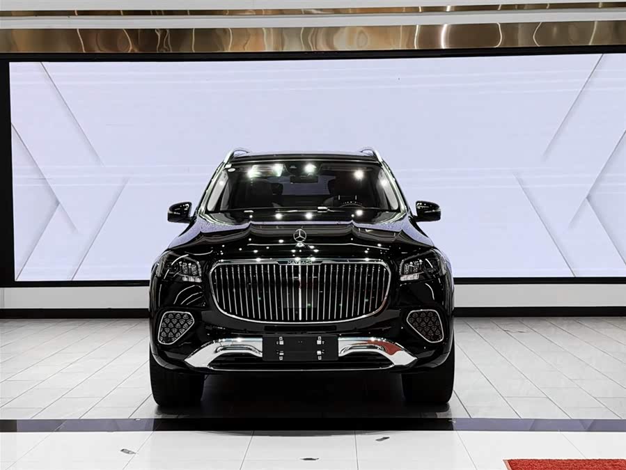 Mercedes-Benz Maybach GLS 2024 car image #6