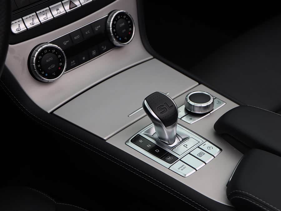 Mercedes-Benz SL Class 2019 car image #6