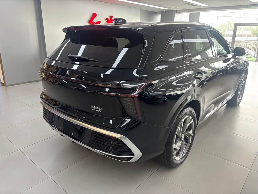 HongQi HS3 PHEV 2025 car image #6