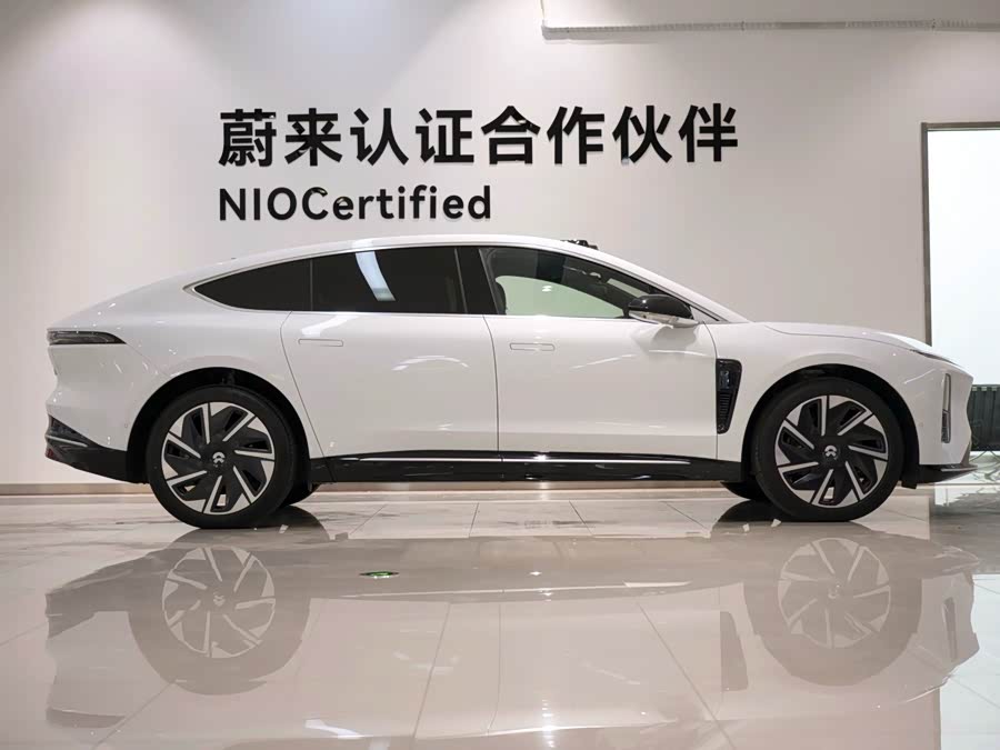 蔚来 蔚来ET9 2025 汽车图片 #6