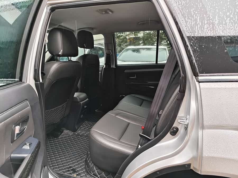 Haval H5 Class 2016 #6 Haval H5 Class 2016 car image #6