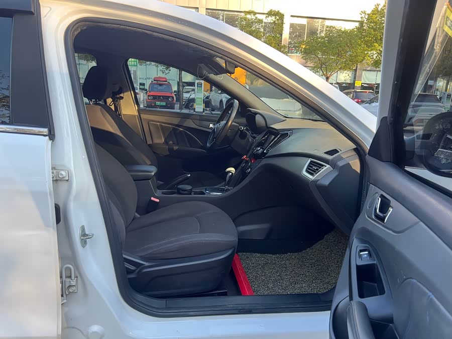 Chery Arrizo 7e 2016 صورة سيارة #6