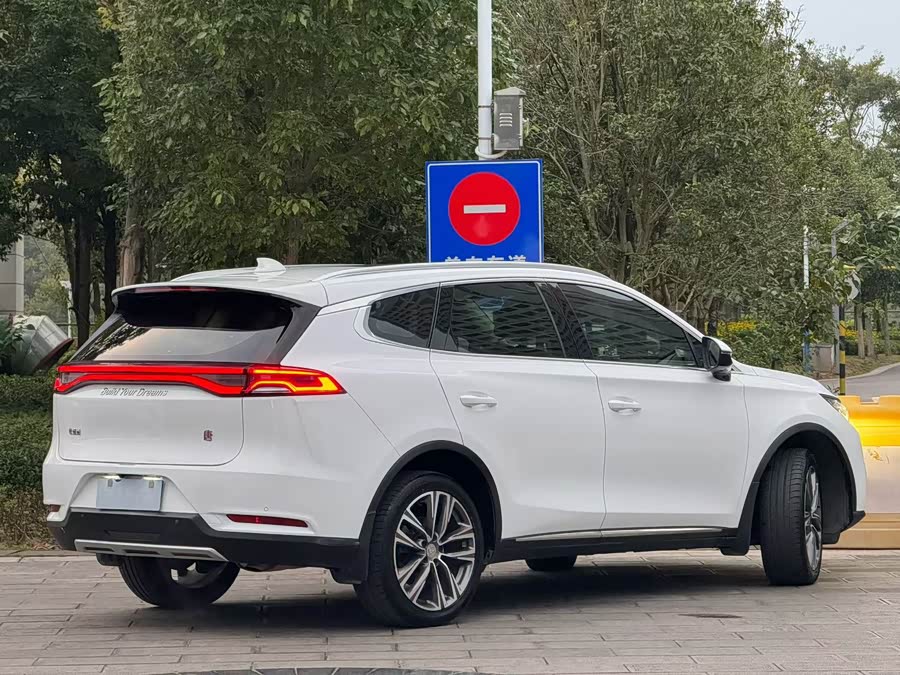 BYD Tang 2018 car image #6