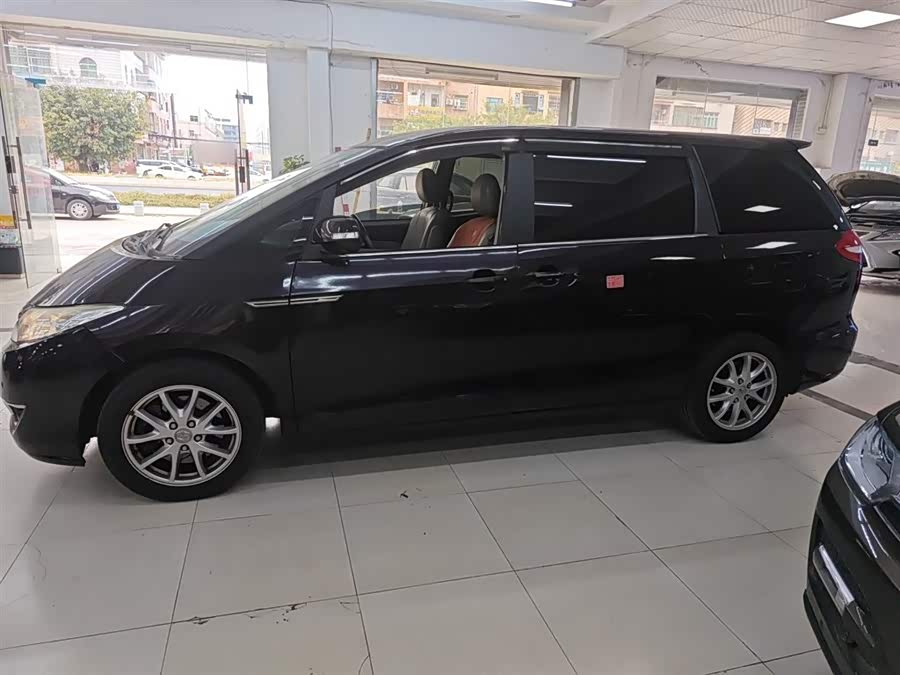 BYD M6 2015 car image #6