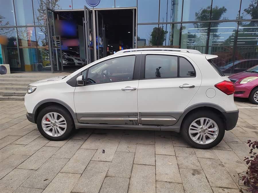 Haval H1 2015 car image #6