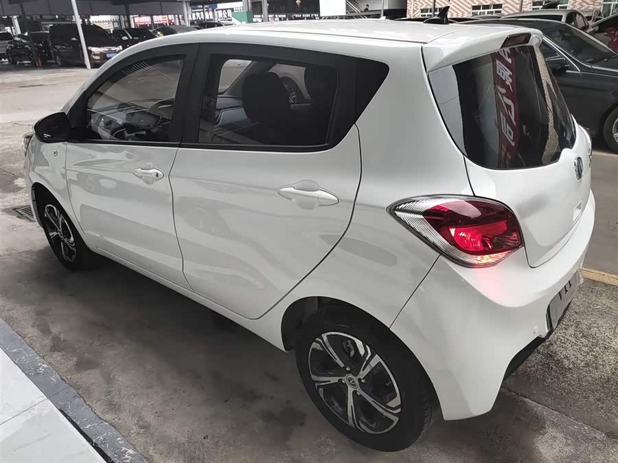Changan BenBen E-Star 2023 car image #6
