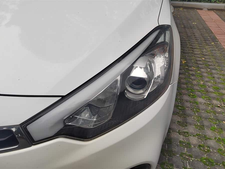 Kia Forte Koup 2015 car image #6