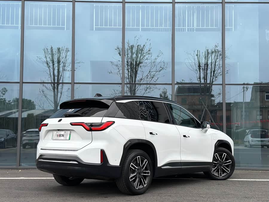 NIO ES6 2021 صورة سيارة #6