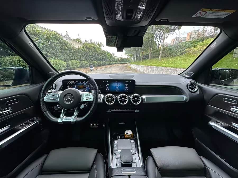 Mercedes-Benz GLB AMG 2022 immagine di auto #6