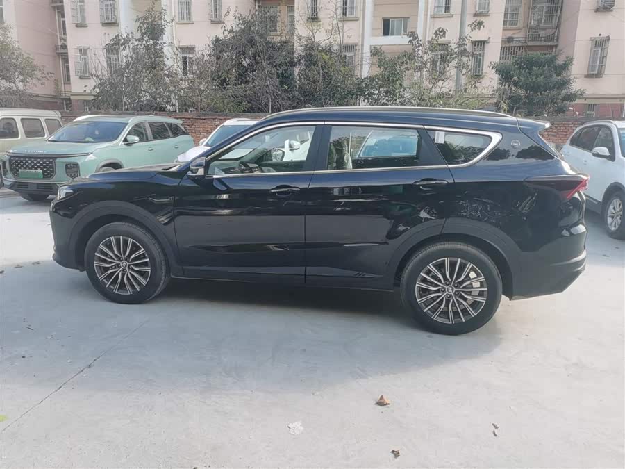 Jetour X70 C-DM 2025 #6 Jetour X70 C-DM 2025 car image #6