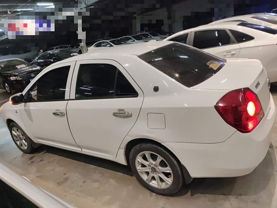 GEELY KingKong 2015 car image #6