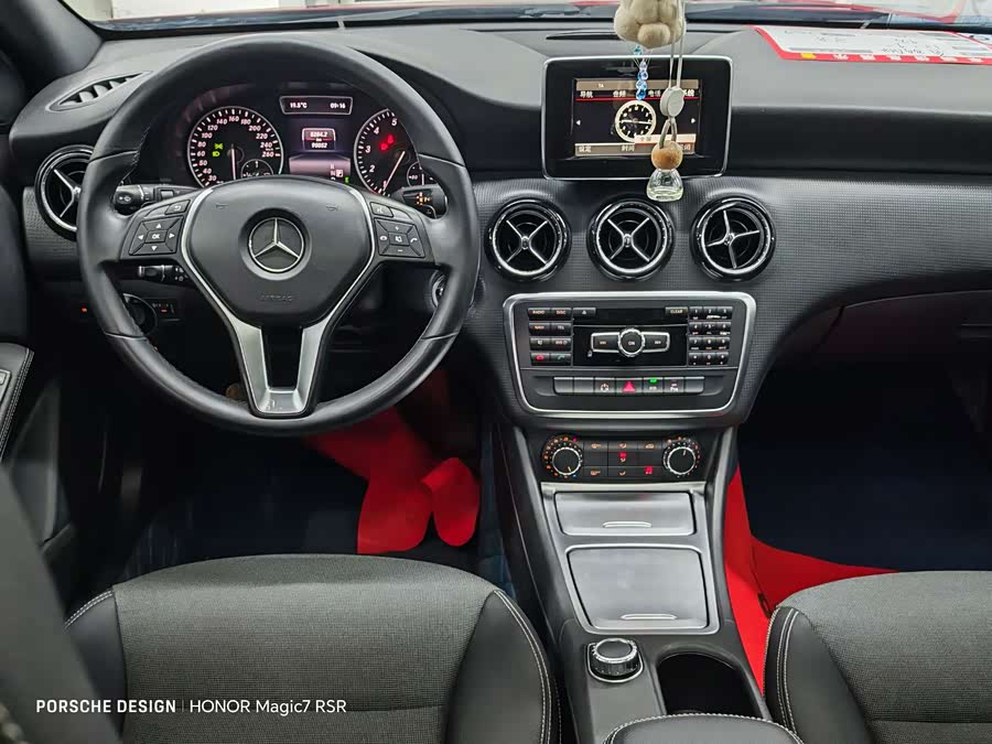 Mercedes-Benz A Class (Imported) 2013 immagine di auto #6