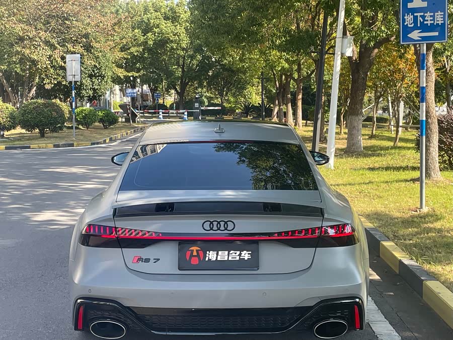 Audi RS 7 2024 car image #6