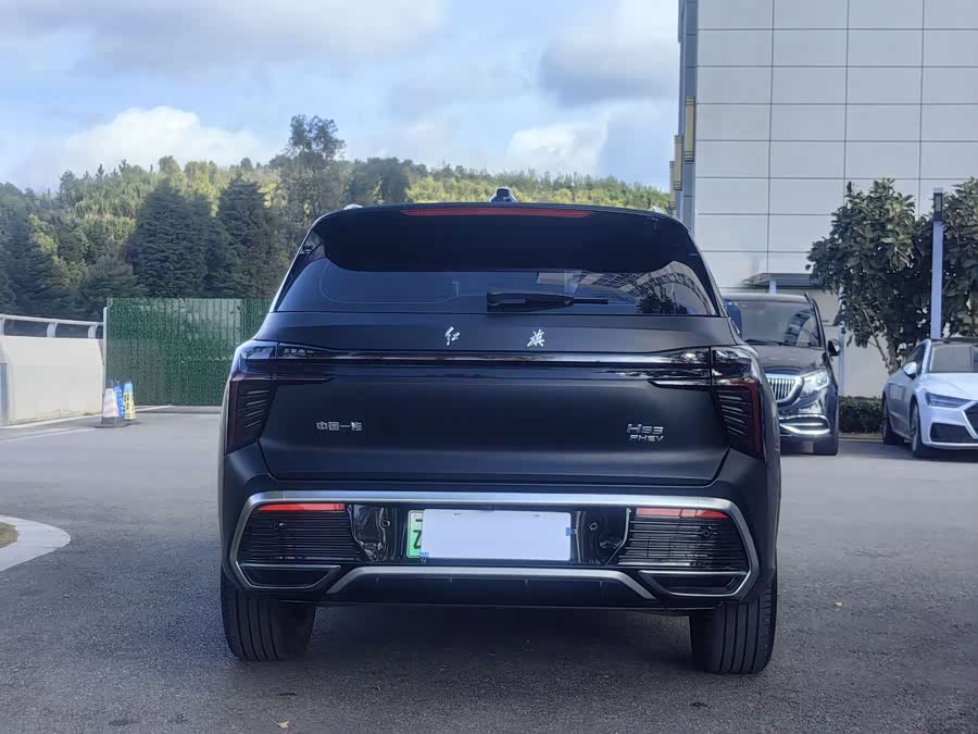 HongQi HS3 PHEV 2024 #6 HongQi HS3 PHEV 2024 car image #6