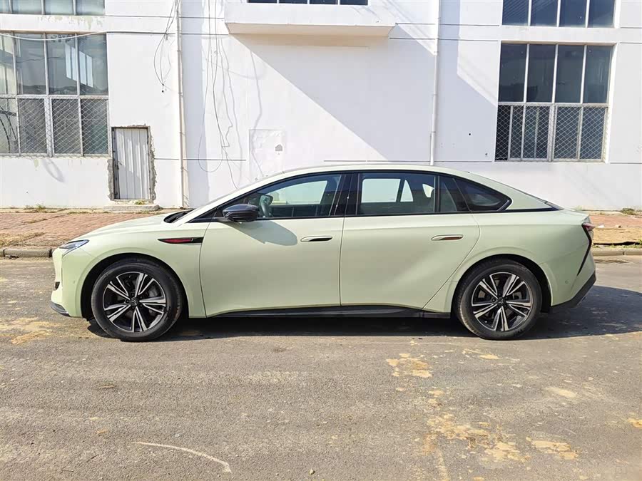 HongQi EH7 2024 #6 HongQi EH7 2024 car image #6