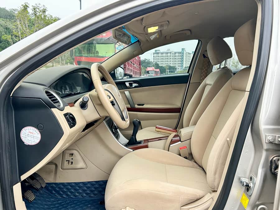 Roewe 550 2013 изображение автомобиля #6