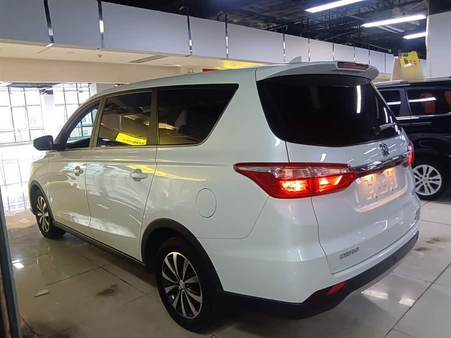 Changan Linmax 2018 image de voiture #6