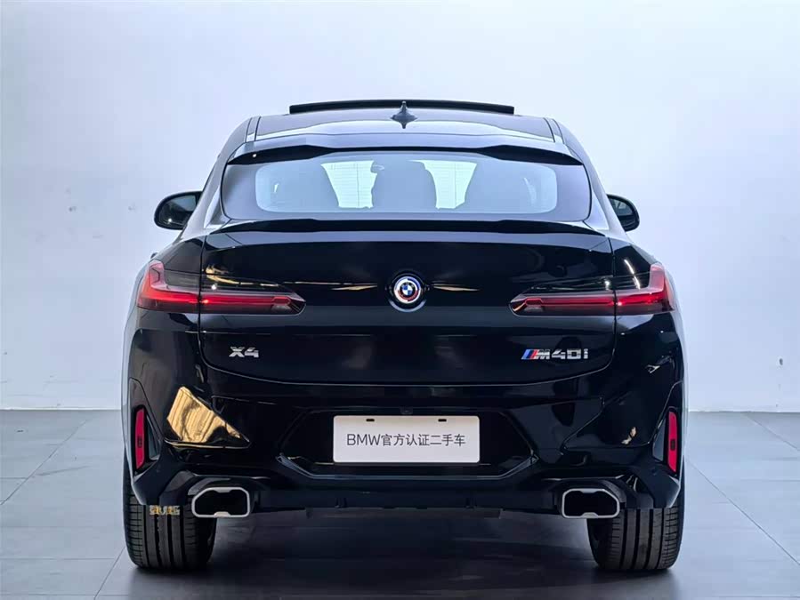 BMW X4 M40i car image #6