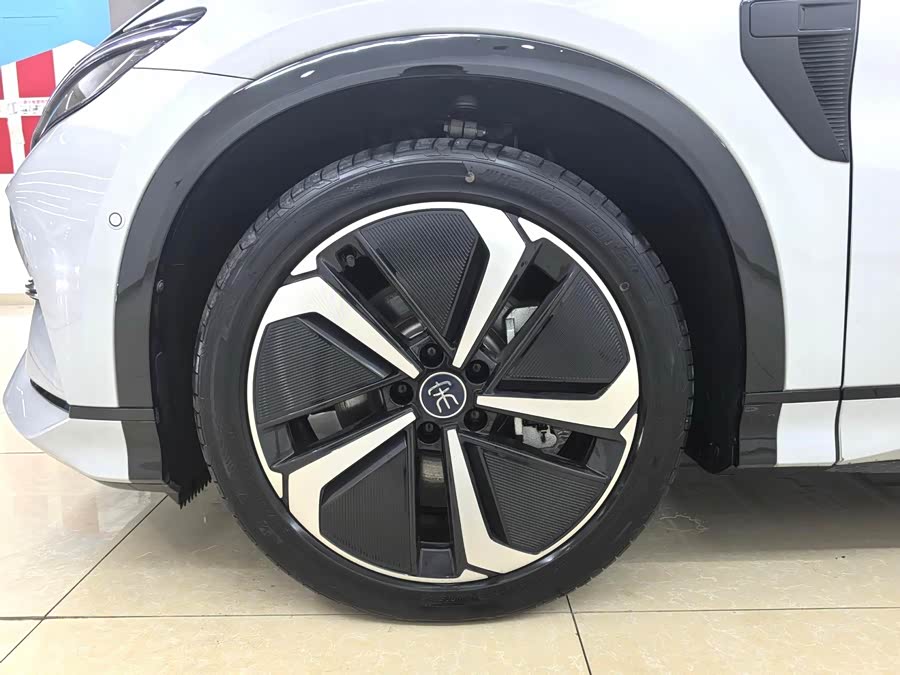 BYD SongL EV 2024 #6 BYD SongL EV 2024 car image #6