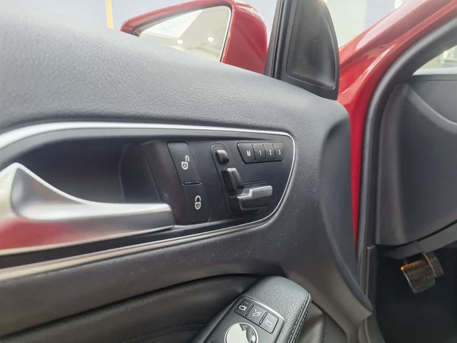 Mercedes-Benz GLA Class (Imported) 2014 immagine di auto #6