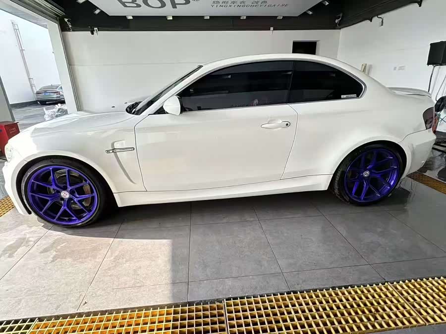 BMW 1 Series M 2012 #6 BMW 1 Series M 2012 car image #6