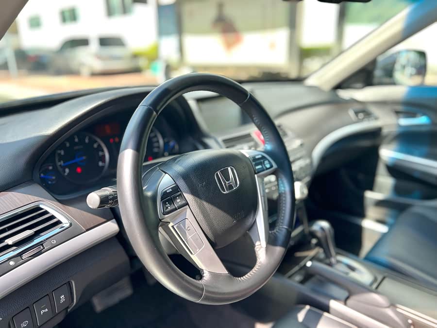 Honda CROSSTOUR 2013 immagine di auto #6