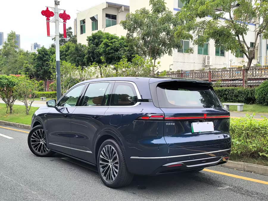 Deepal S09 2025 car image #6