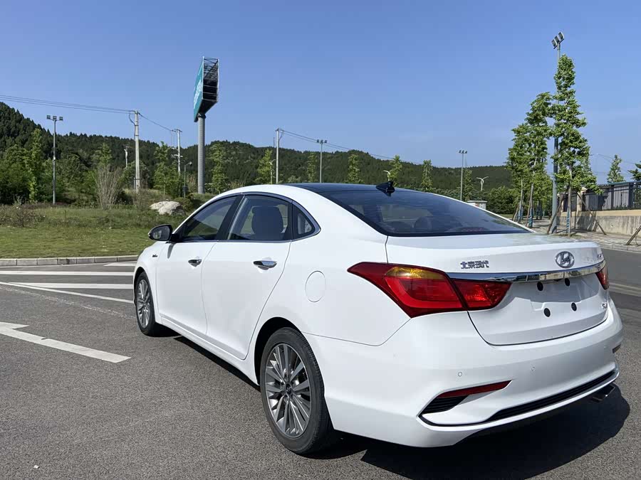 Hyundai Mistra 2017 car image #6