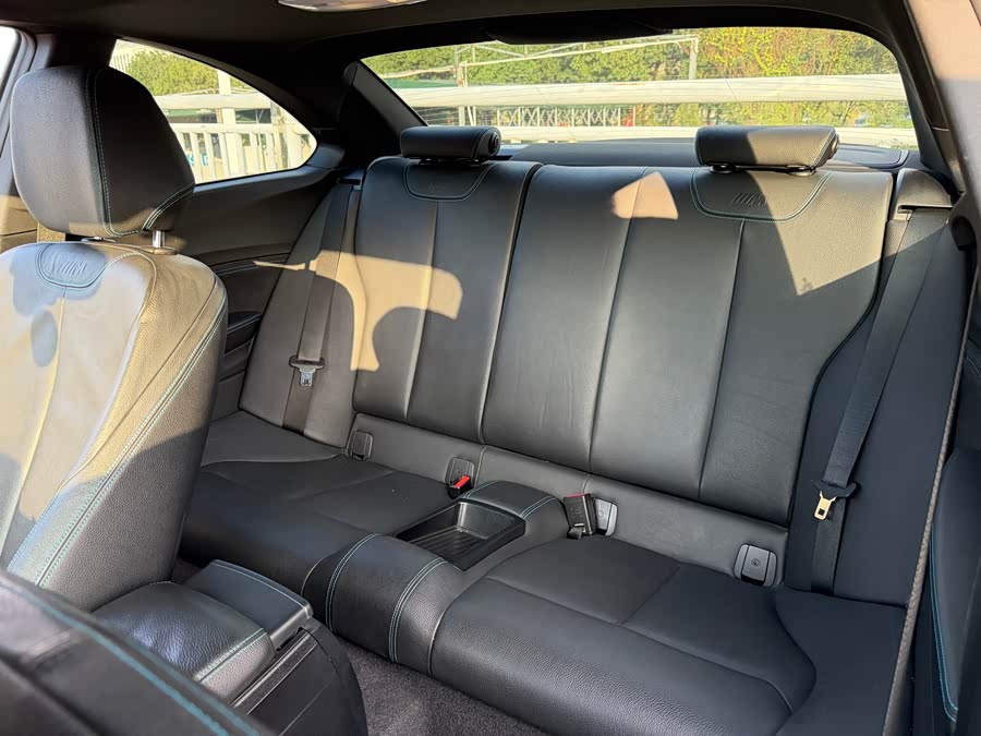 BMW M2 2016 car image #6