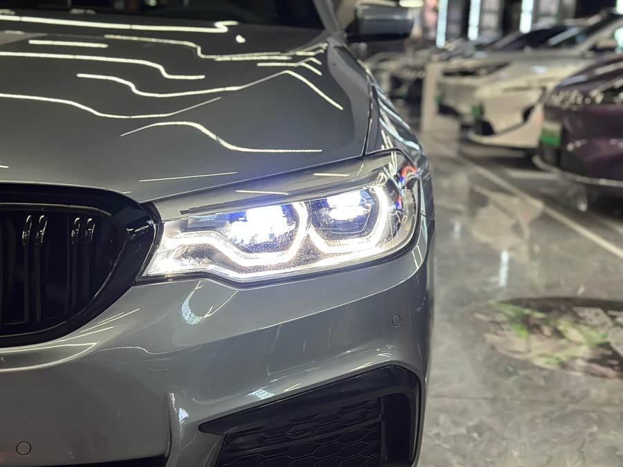 BMW 5 Series (Imported) 2019 car image #6