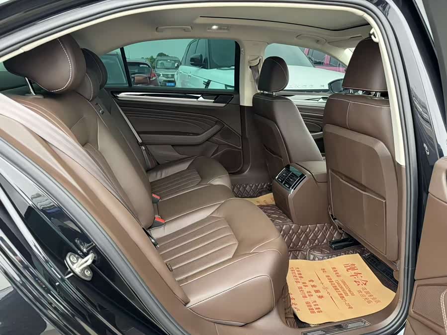 Volkswagen Phideon 2022 car image #6