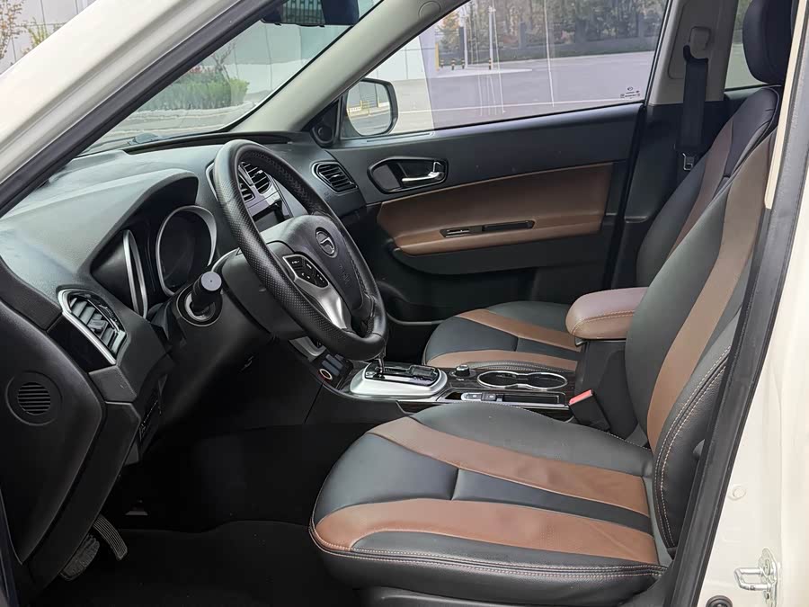 GAC Trumpchi GS5 Super 2016 #6 GAC Trumpchi GS5 Super 2016 car image #6