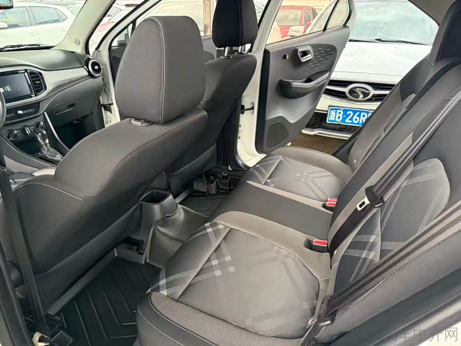 MG 3 2018 car image #6