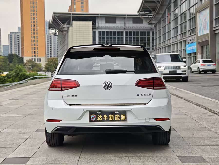 Volkswagen Golf Pure Electric 2021 imagen de coche #6