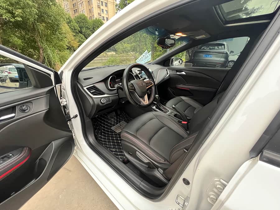 雪佛兰 科鲁泽 2019 汽车图片 #6