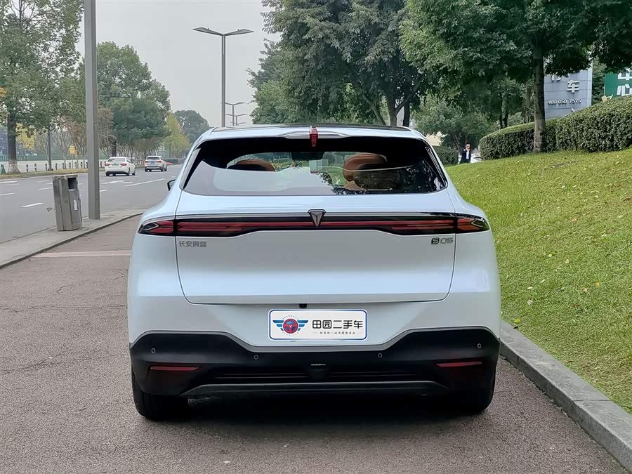 Deepal S05 2025 car image #6