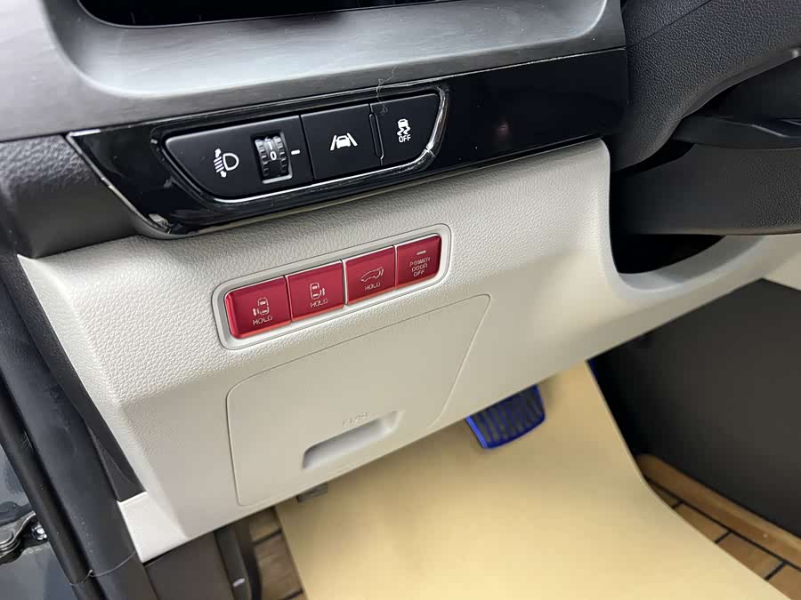 Kia K3 2016 car image #6