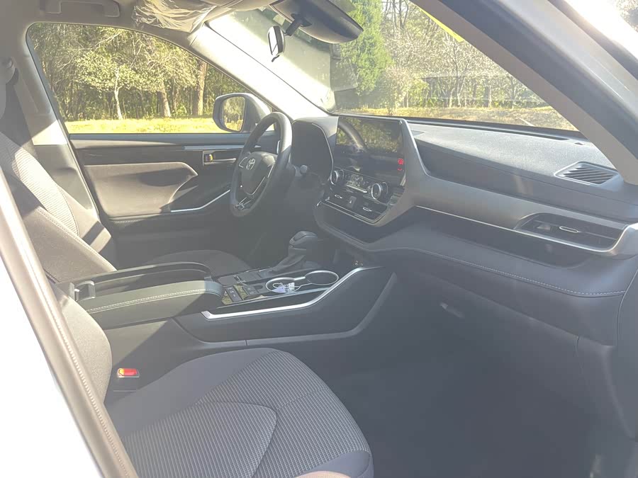 Volkswagen Tavendor 2025 #6 Volkswagen Tavendor 2025 car image #6