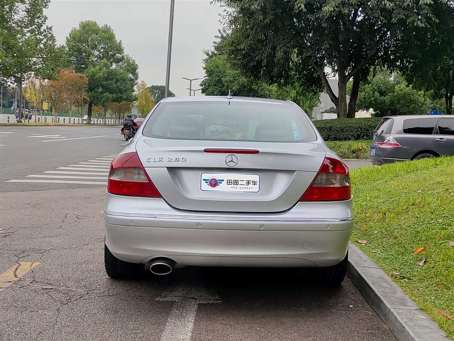 Mercedes-Benz CLK Class 2007 #6 Mercedes-Benz CLK Class 2007 car image #6