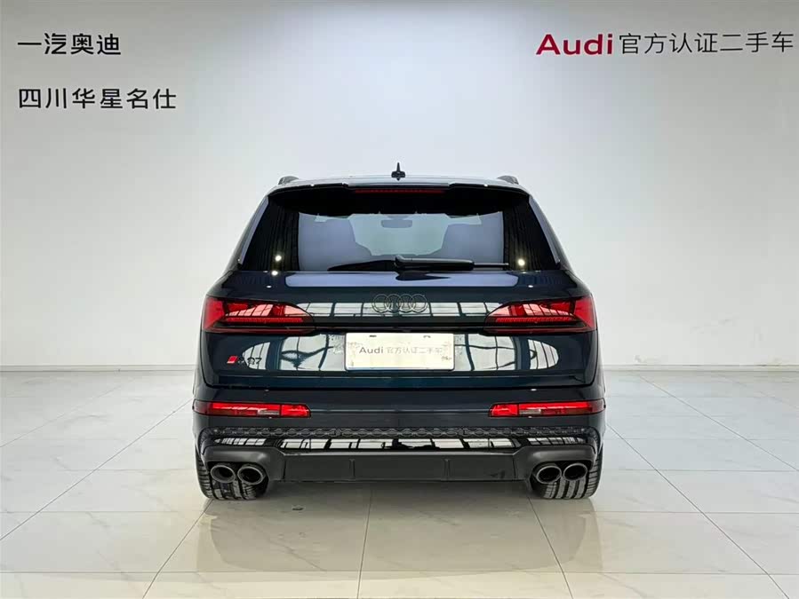 Audi SQ7 2024 car image #6