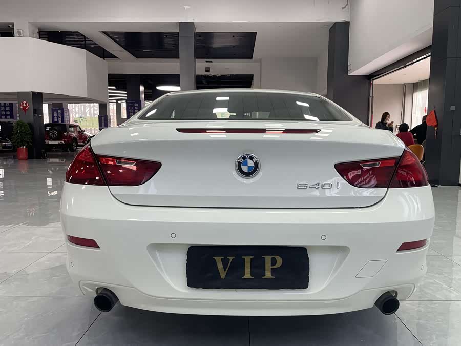 BMW 6 Series 2011 car image #6