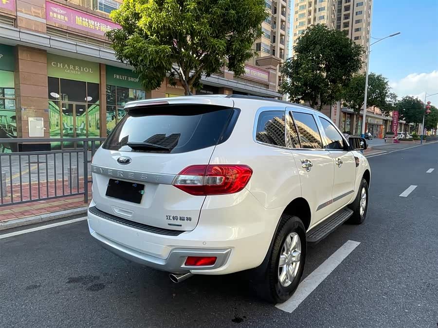 Ford Everest 2017 immagine di auto #6