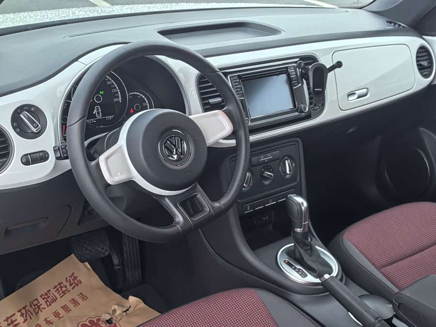 Volkswagen Beetle 2017 immagine di auto #6