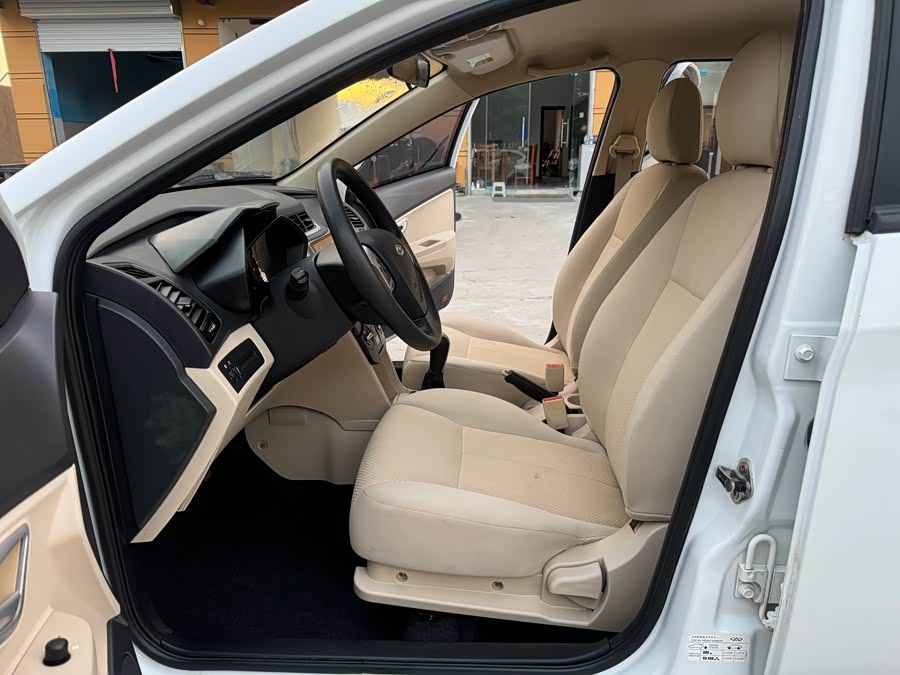 奇瑞 风云2 2016 汽车图片 #6