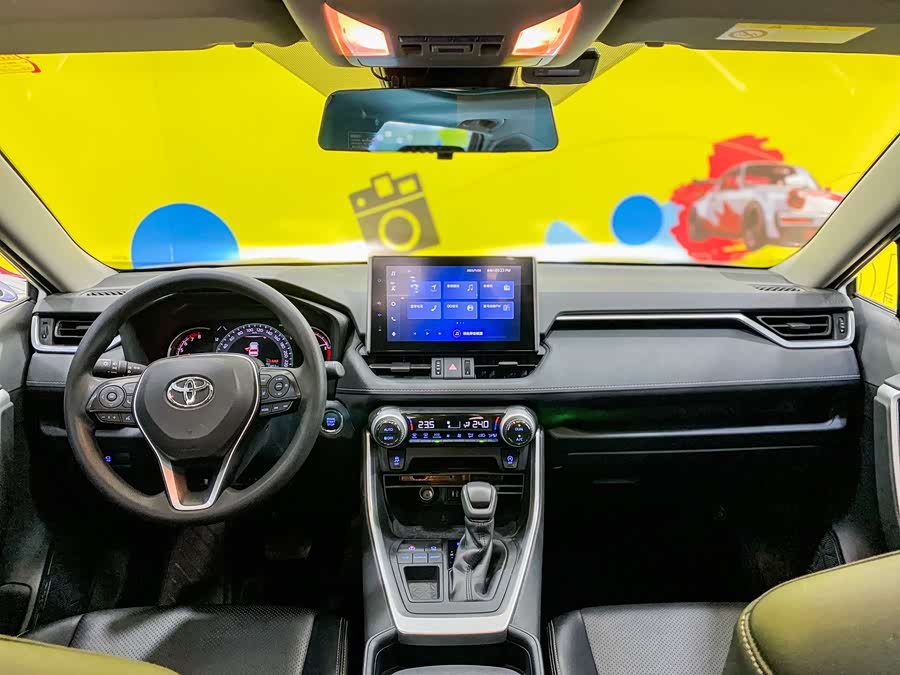 Toyota RAV4 2021 car image #6