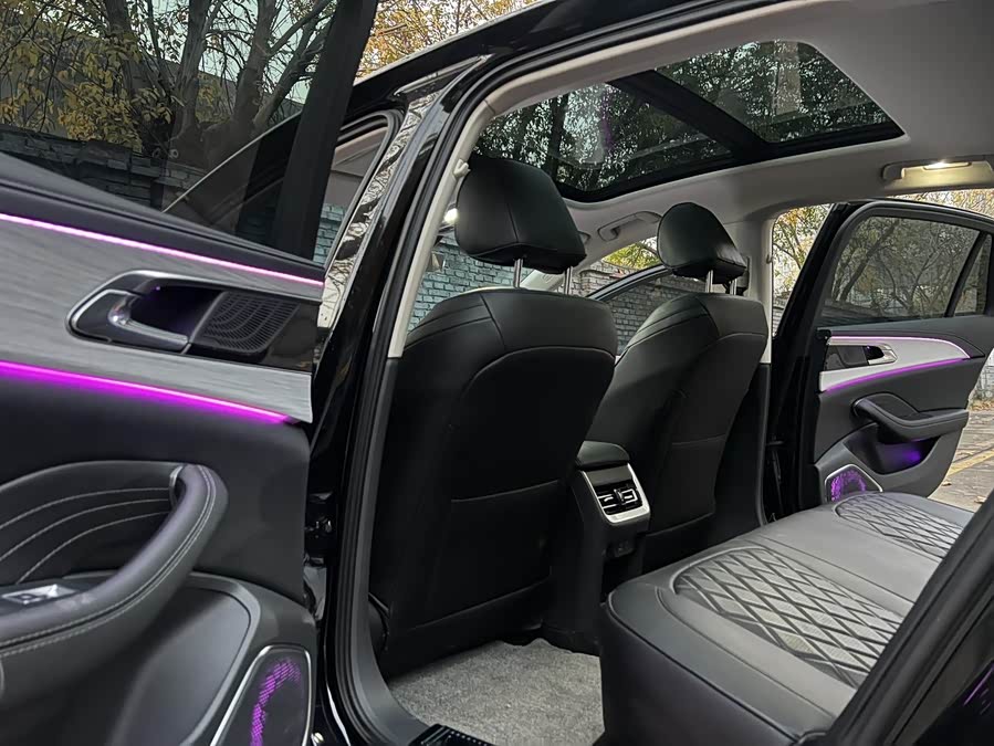 HongQi H5 PHEV 2025 #6 HongQi H5 PHEV 2025 immagine di auto #6