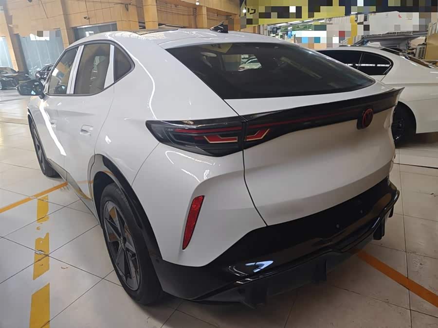 Volkswagen ID.UNYX 06 2025 imagem de carro #6