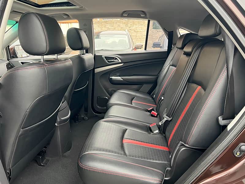 BYD S7 2015 car image #6