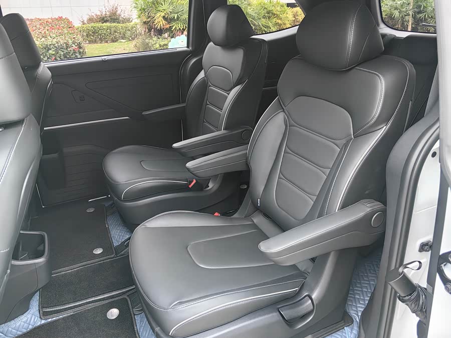 Hyundai Custo 2025 #6 Hyundai Custo 2025 car image #6